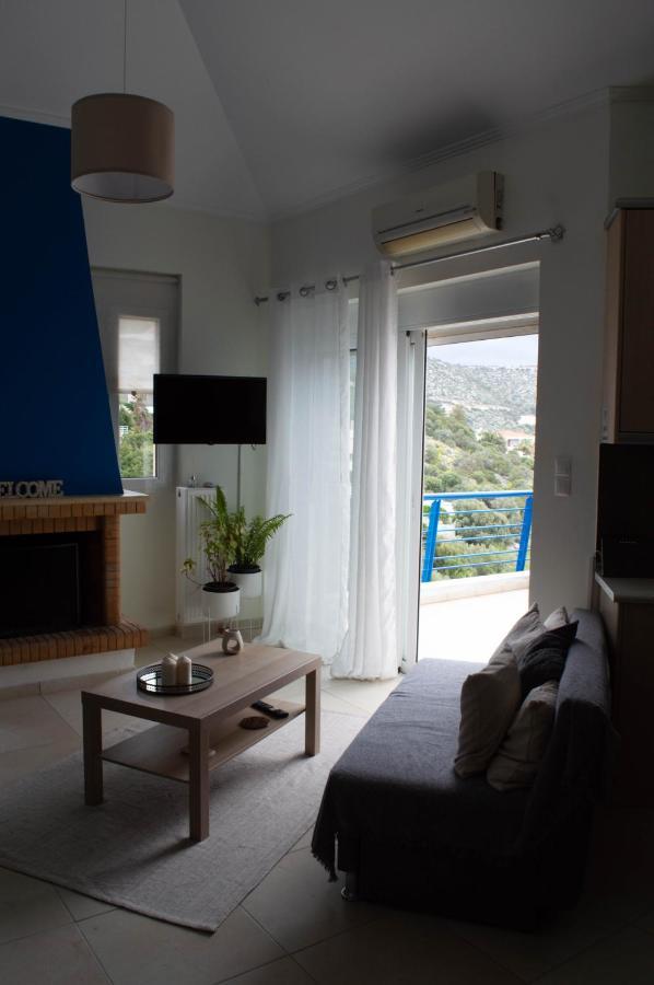 דירות סכיניאס Blue And White מראה חיצוני תמונה